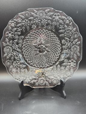 Vintage Indiana Glass Pineapple and Floral 9" Luncheon Plate